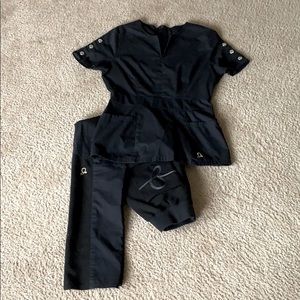 Jaanuu XS Scrub Set